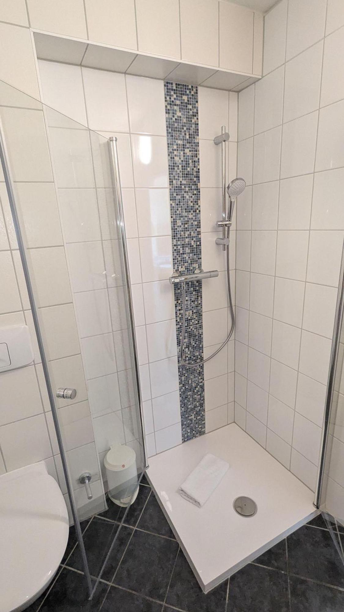 Yachthafenresidenz-Wohnung-9207-895 Kuehlungsborn Exterior photo